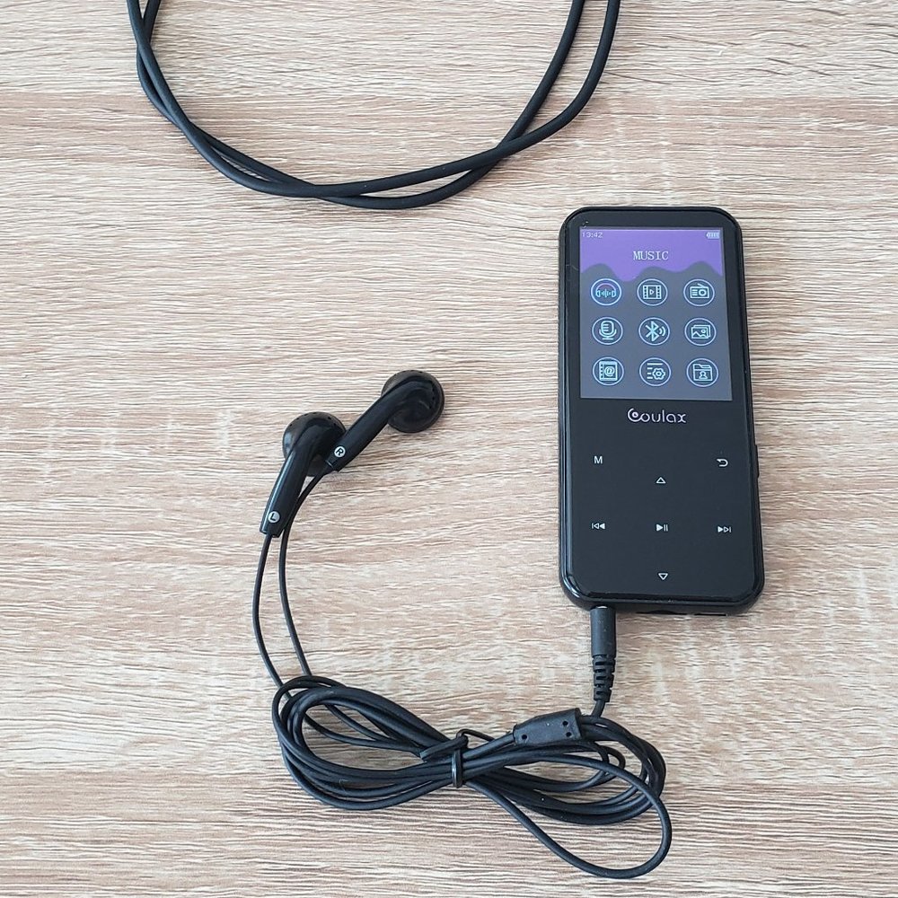 Mp4 + Earphones
